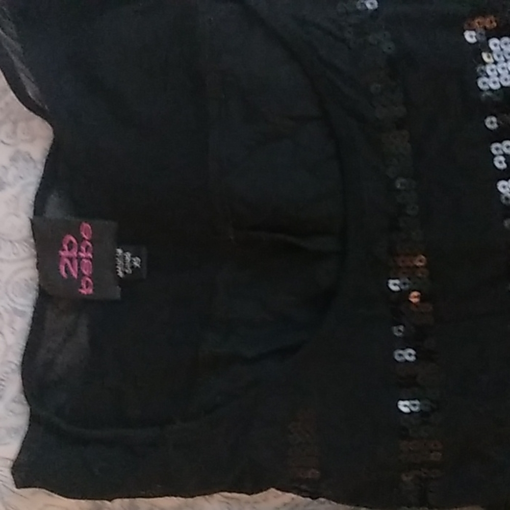 2b Bebe Sequin Top